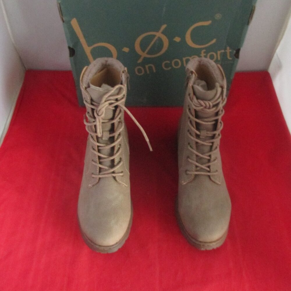 b.o.c. Claudia Inside Zipper Comfort Bootie $110 - US Size 8 1/2 - Taupe - 1136